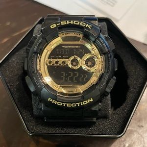 X SOLD X Casio G-Shock Watch GD100GB-1 Black Gold 50mm